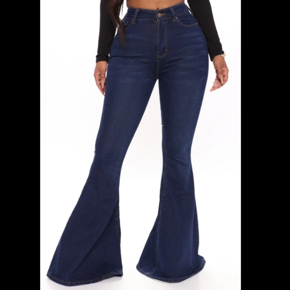 Fashion nova flare jeans